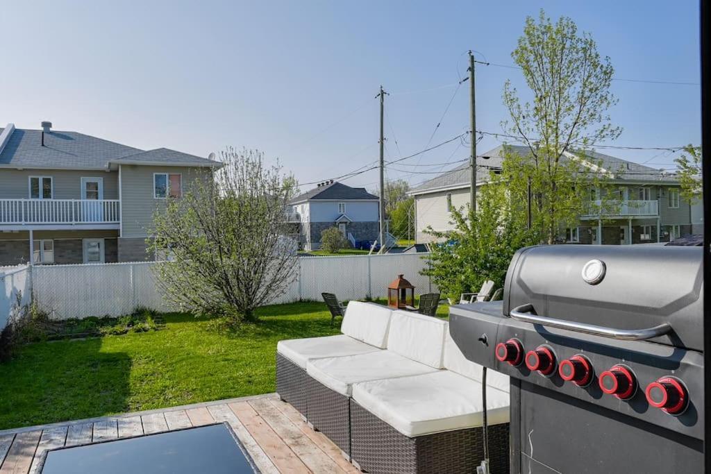 Villa Luxueuse Avec Vue Sur Le Fleuve Villa Grandecasa Trois-Rivieres Exterior foto